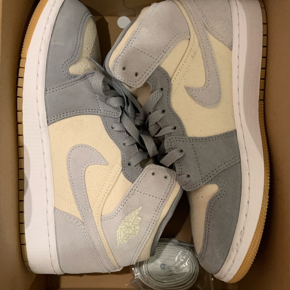 Jordans 1s